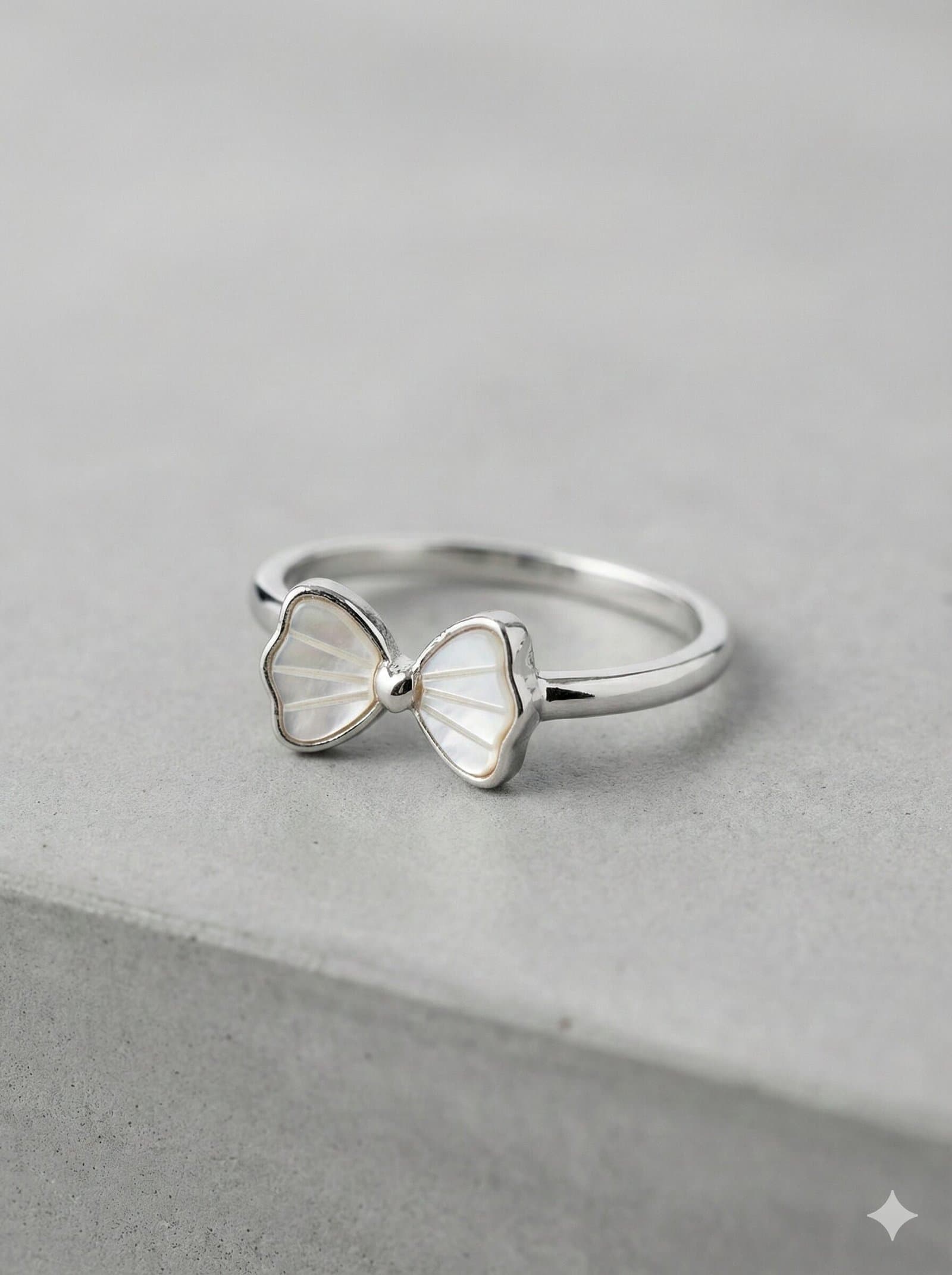 Silver Bow Ring with White Shell Inlay Detailing — image 4