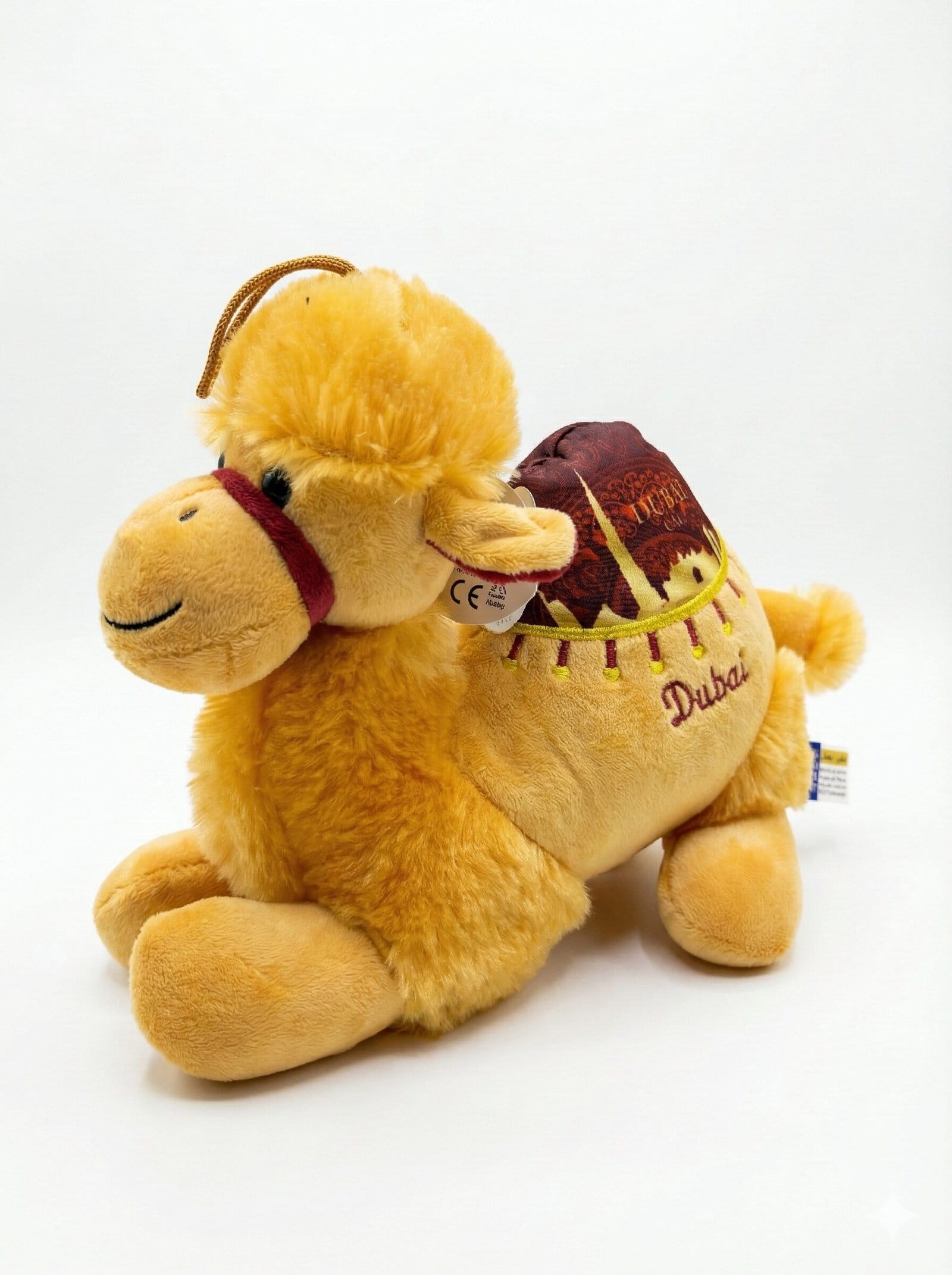 "Amber" Dubai Edition – Sitting Golden Plush Camel Souvenir